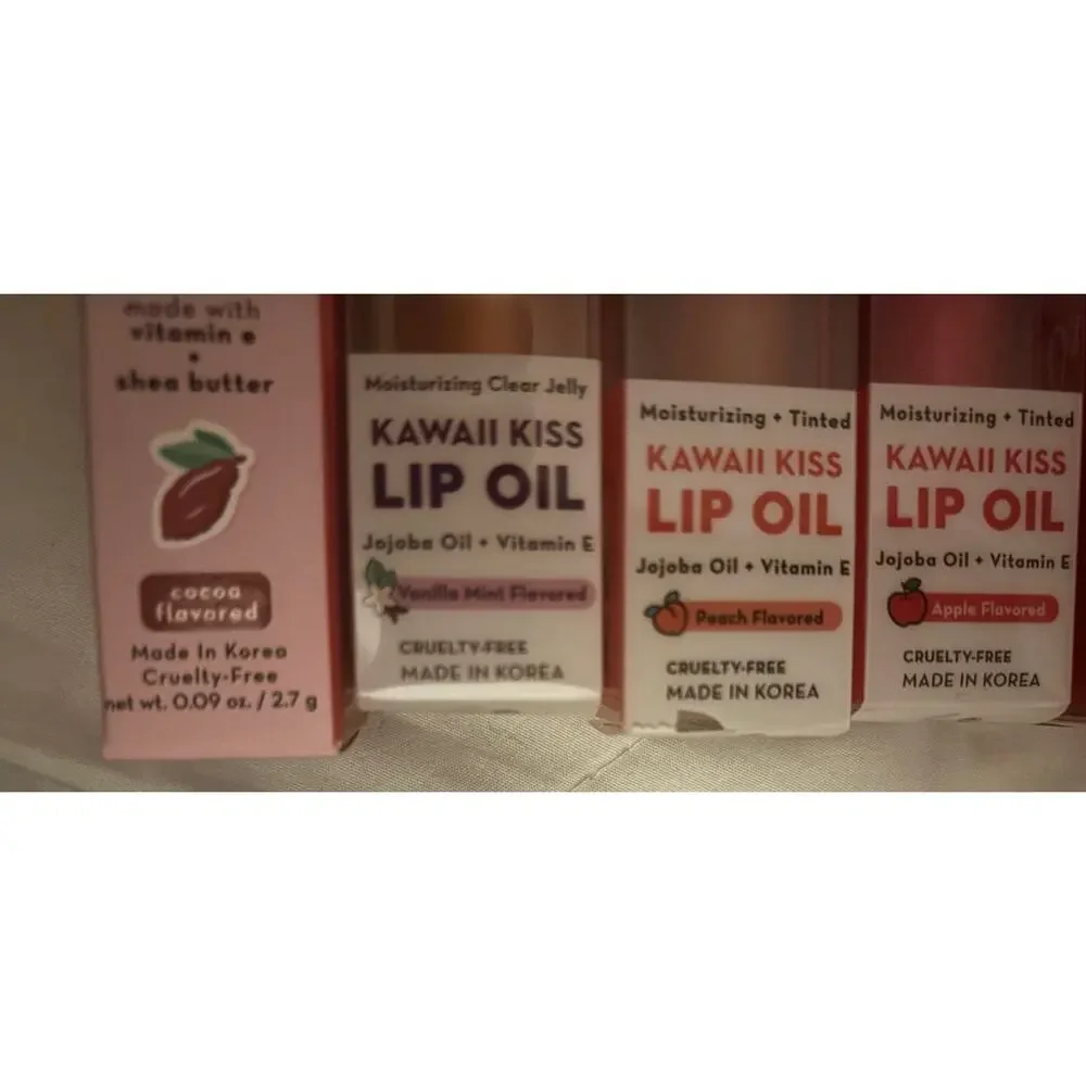 Lot of 6 *The Creme Shop* Hello Kitty Lip Balm New/Sealed Limited Edition NWT